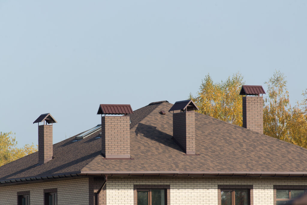 Bitumen roof with four chimneys